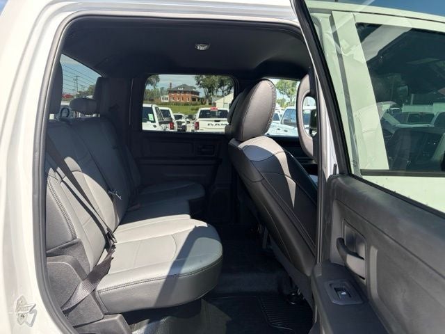 2026 RAM 3500 Chassis RAM 3500 TRADESMAN CREW CAB CHASSIS 4X4 60' CA