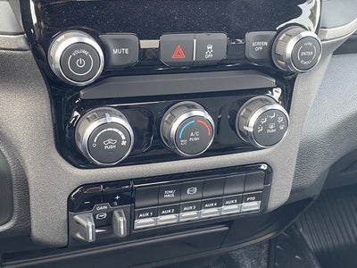 2025 RAM Ram 5500 Chassis Cab RAM 5500 TRADESMAN CHASSIS REGULAR CAB 4X4 84' CA