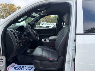 2027 RAM Ram 5500 Chassis Cab RAM 5500 TRADESMAN CHASSIS CREW CAB 4X4 84' CA
