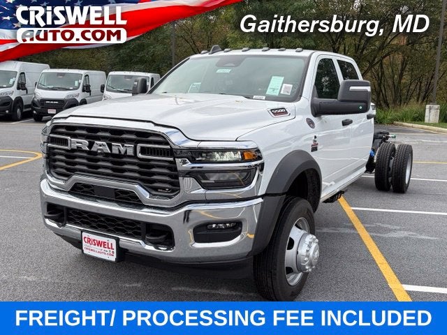 2027 RAM Ram 5500 Chassis Cab RAM 5500 TRADESMAN CHASSIS CREW CAB 4X4 84' CA