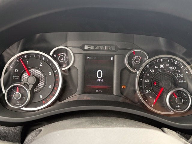 2027 RAM Ram 5500 Chassis Cab RAM 5500 TRADESMAN CHASSIS CREW CAB 4X4 84' CA