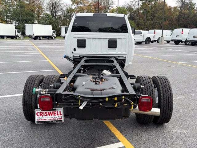 2027 RAM Ram 5500 Chassis Cab RAM 5500 TRADESMAN CHASSIS CREW CAB 4X4 84' CA