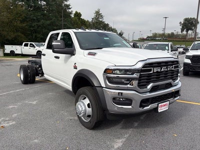 2027 RAM Ram 5500 Chassis Cab RAM 5500 TRADESMAN CHASSIS CREW CAB 4X4 84' CA