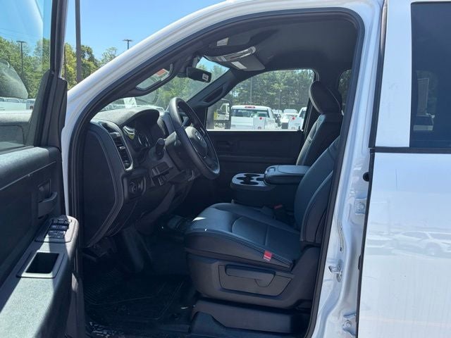 2026 RAM Ram 5500 Chassis Cab RAM 5500 TRADESMAN CHASSIS CREW CAB 4X4 84' CA