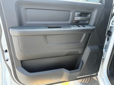 2026 RAM 5500 Chassis RAM 5500 TRADESMAN CHASSIS CREW CAB 4X4 84' CA