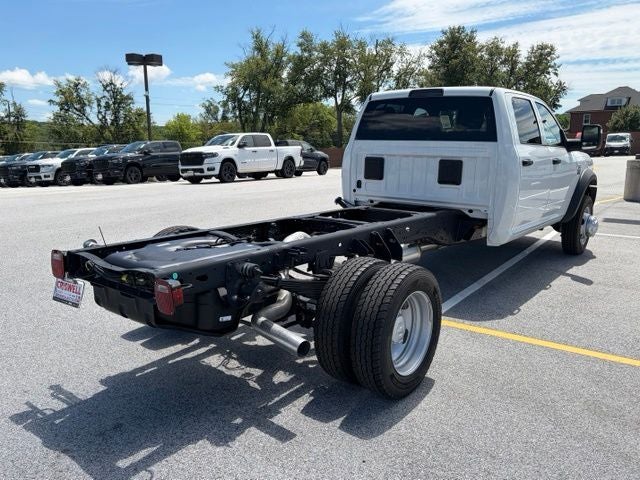 2026 RAM 5500 Chassis RAM 5500 TRADESMAN CHASSIS CREW CAB 4X4 84' CA