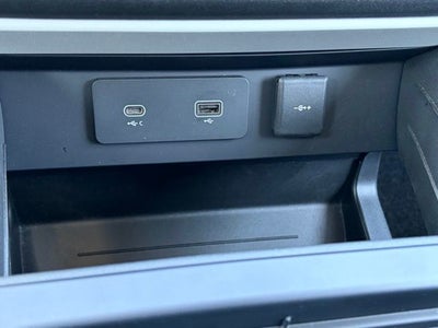 2023 Land Rover Defender 90 S